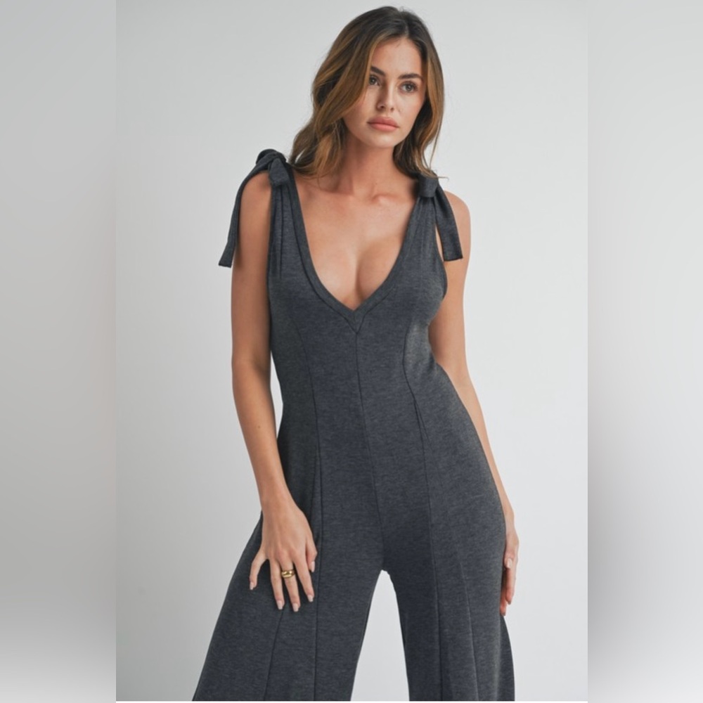 🆕🤍HEATHER GRAY (not charcoal) JUMPER - Picture 5 of 5
